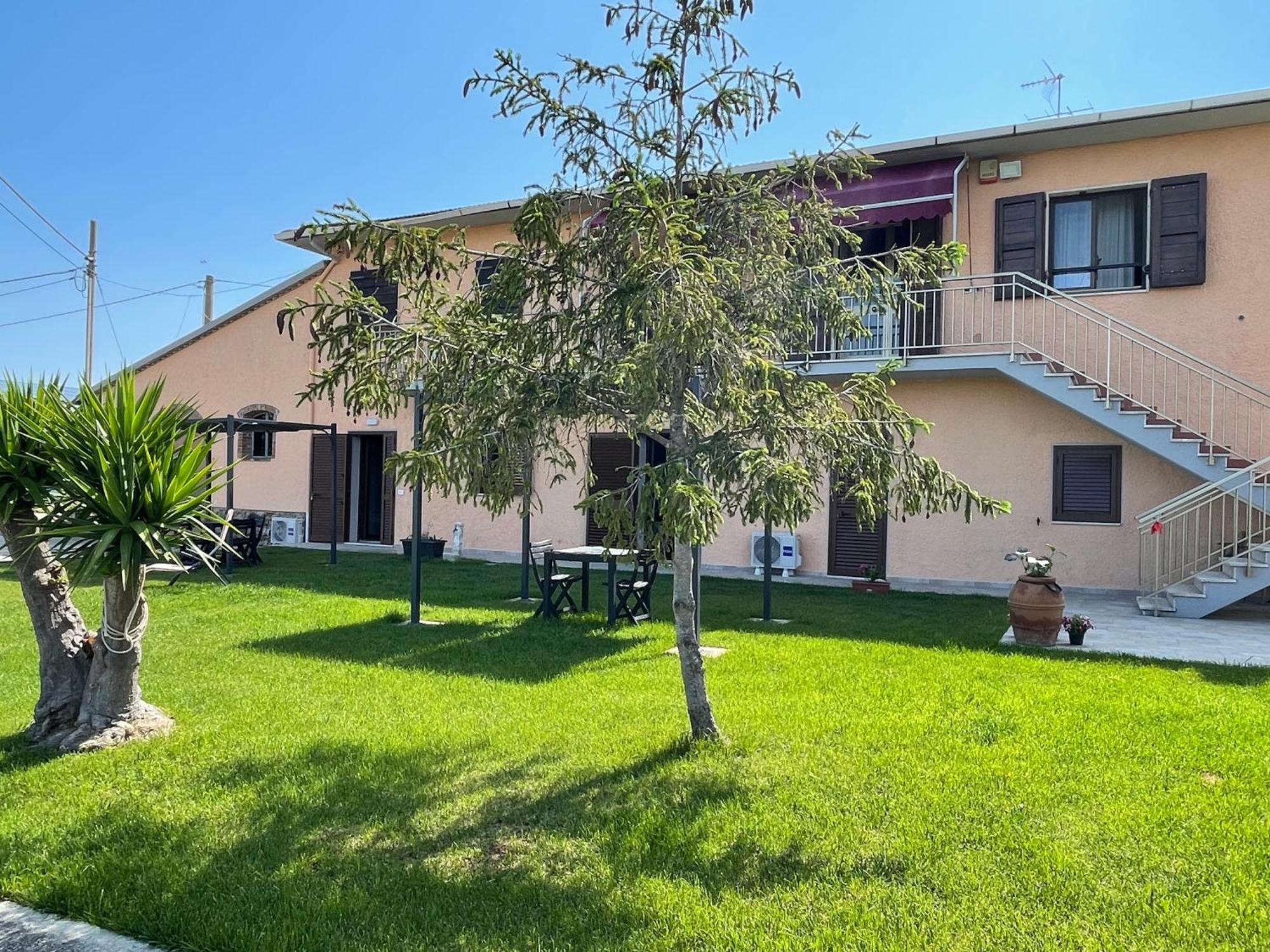 Agriturismo Da Michele E Carmela Di Voli Patrizia Donoratico Buitenkant foto