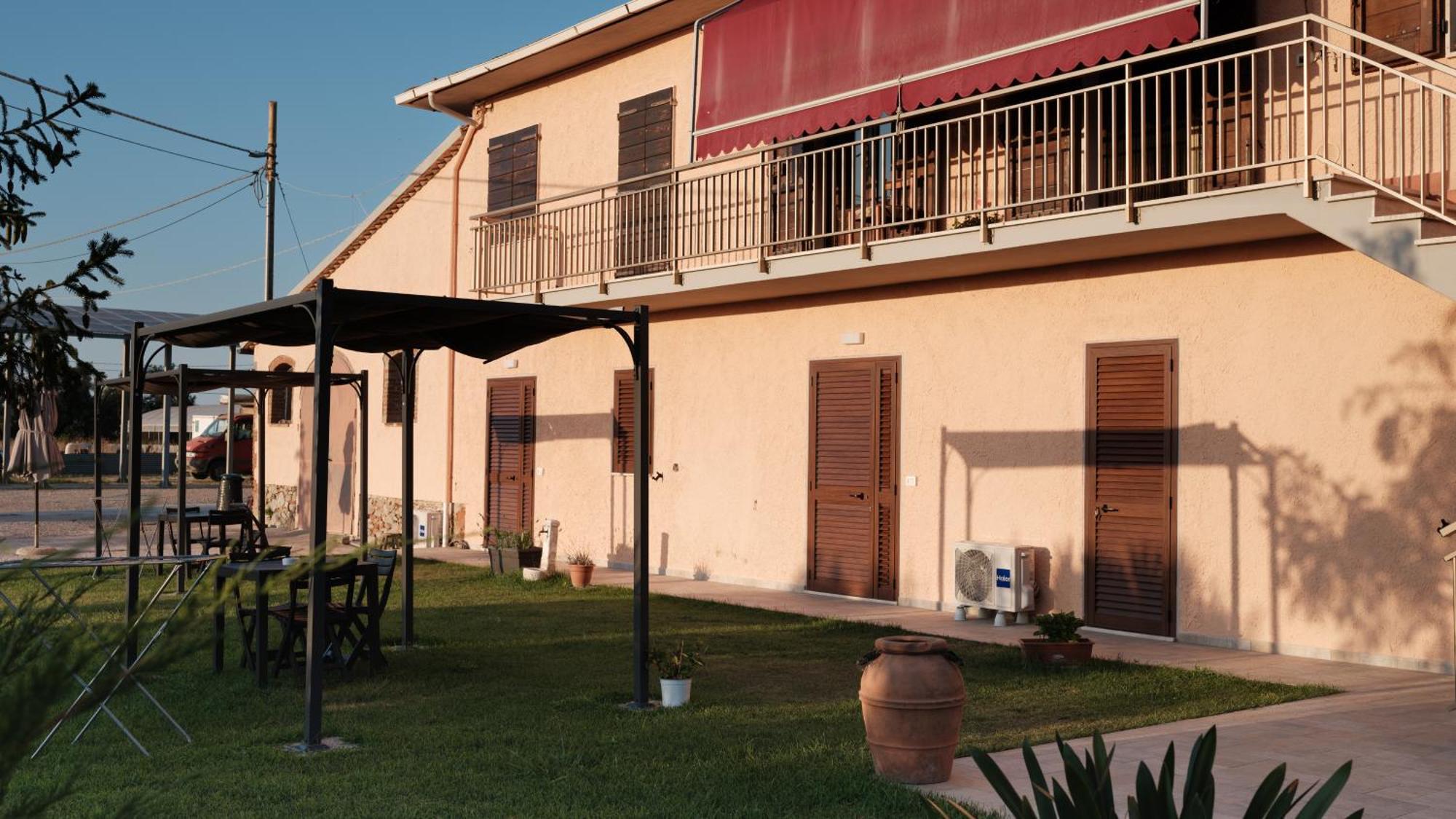 Agriturismo Da Michele E Carmela Di Voli Patrizia Donoratico Buitenkant foto
